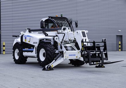 Owning the Uks First 17m Electric Telehandler